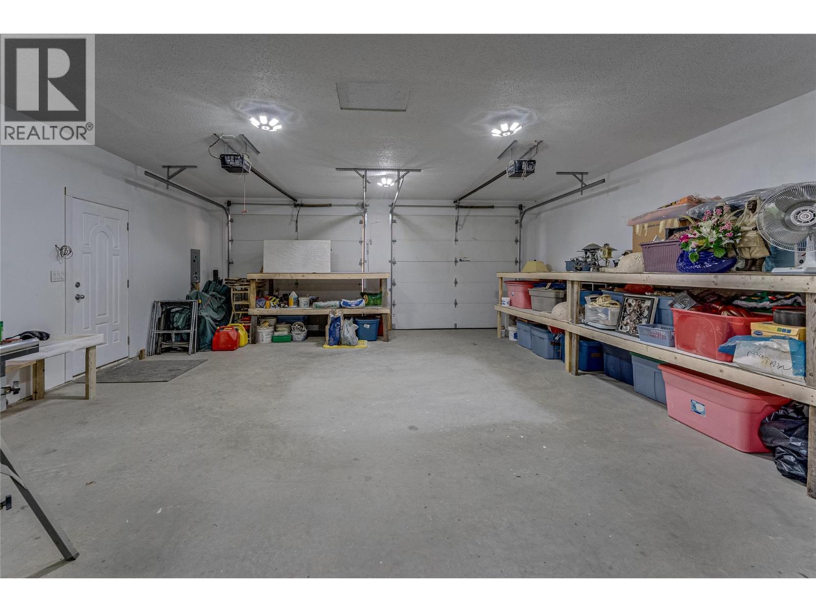 39 Ladyslipper Road, Lumby, BC - Indoor Photo Showing Garage