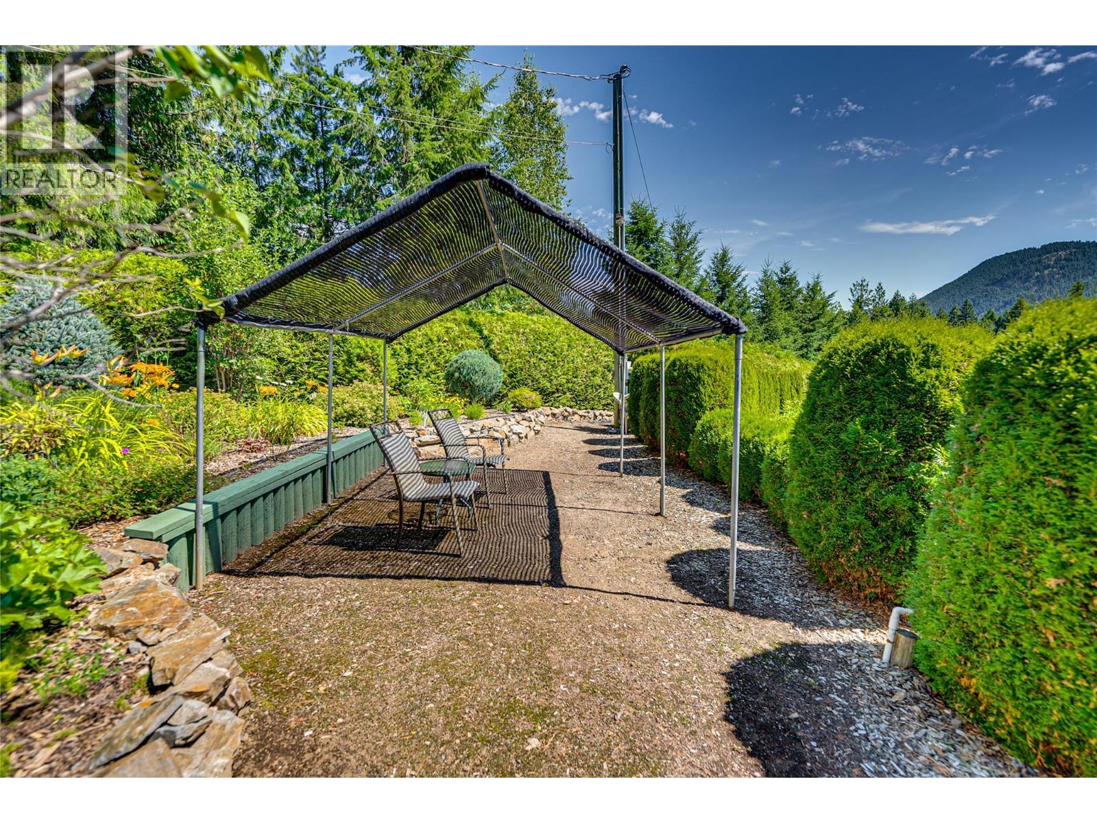 39 Ladyslipper Road, Lumby, BC - Outdoor