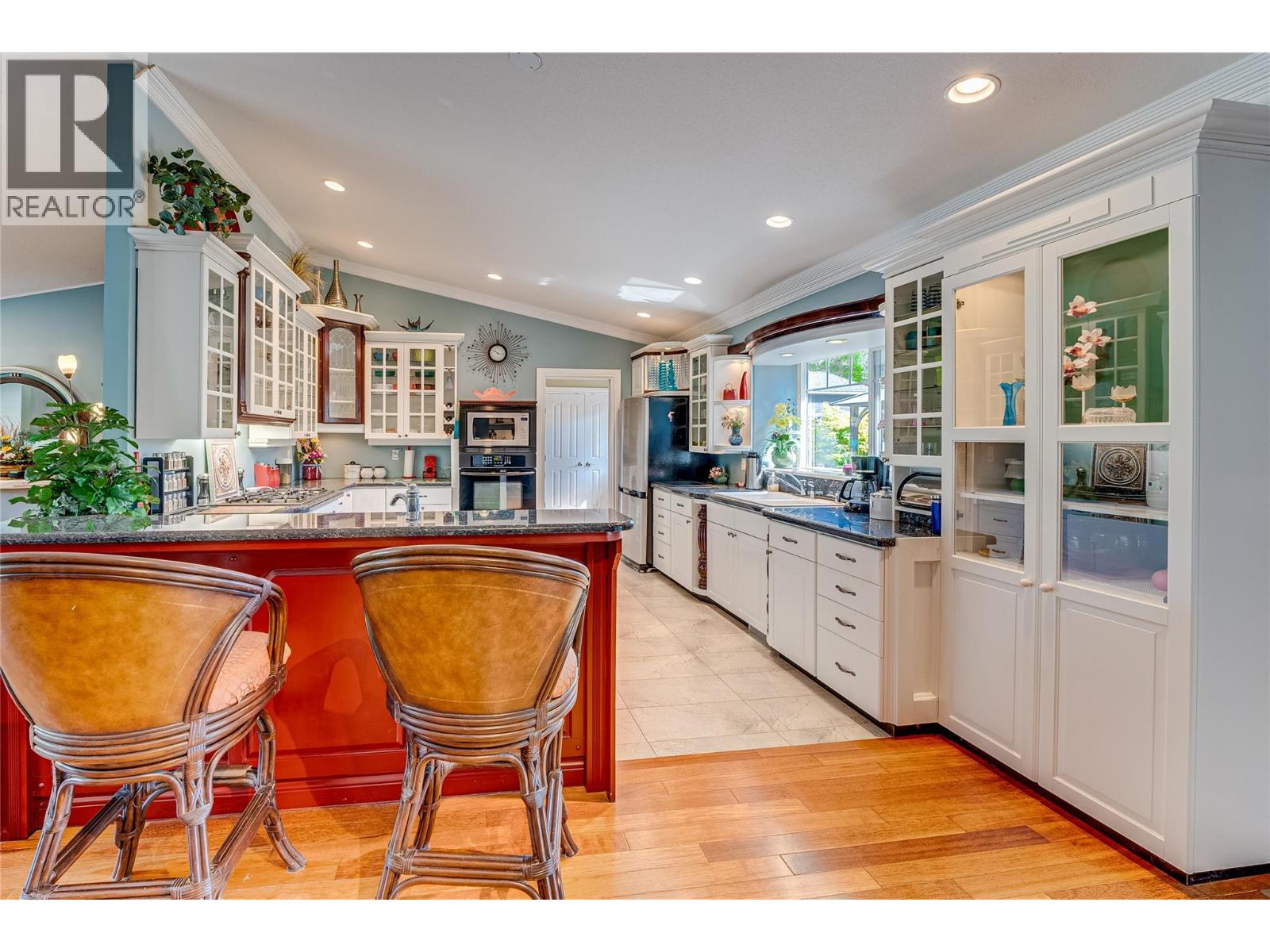 39 Ladyslipper Road, Lumby, BC - Indoor