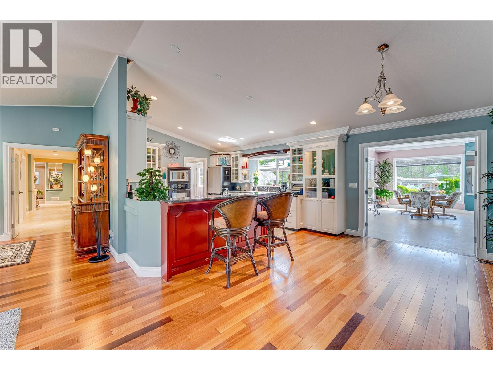 39 Ladyslipper Road, Lumby, BC - Indoor