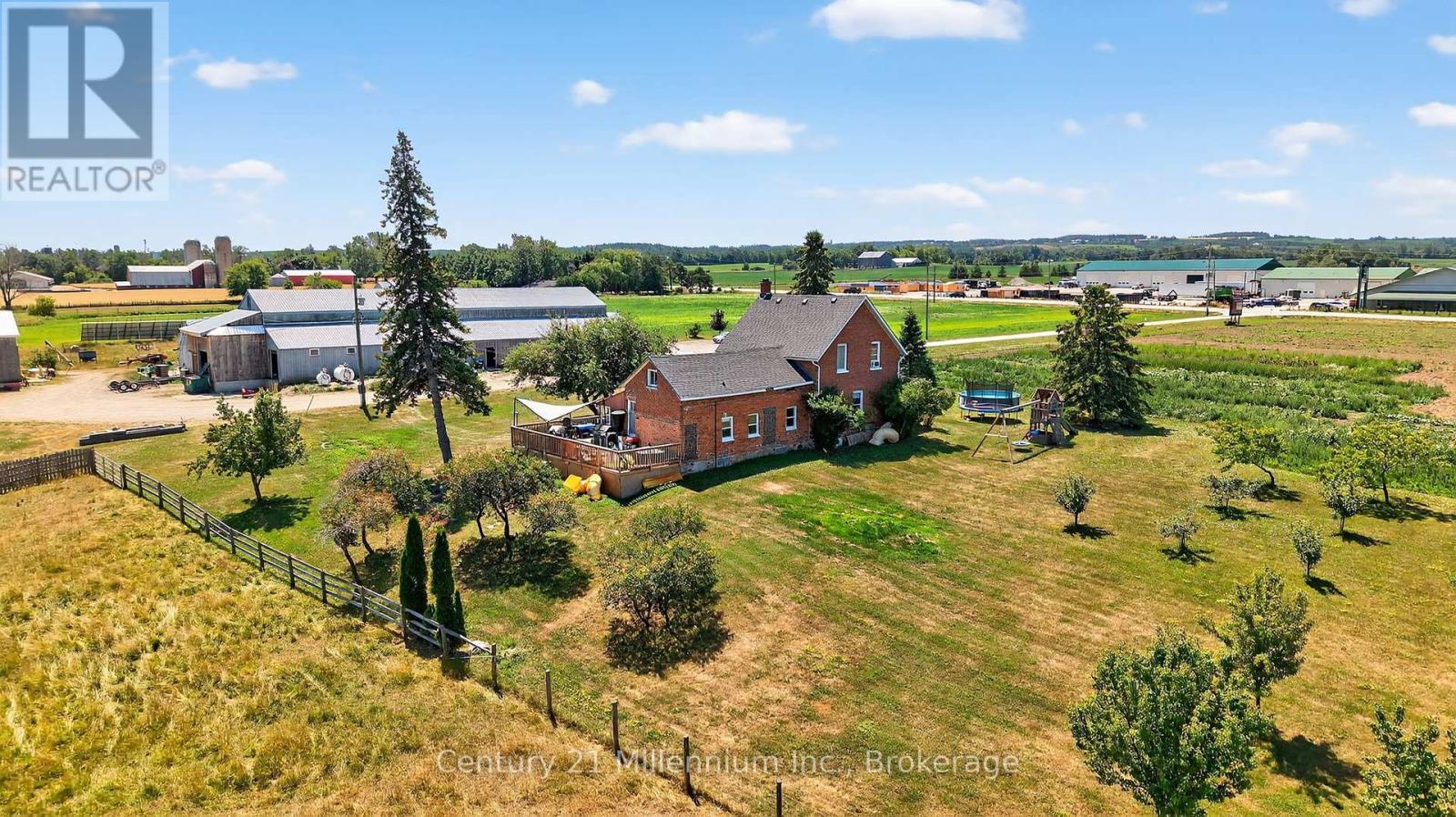 1617 42 County Road, Clearview, ON