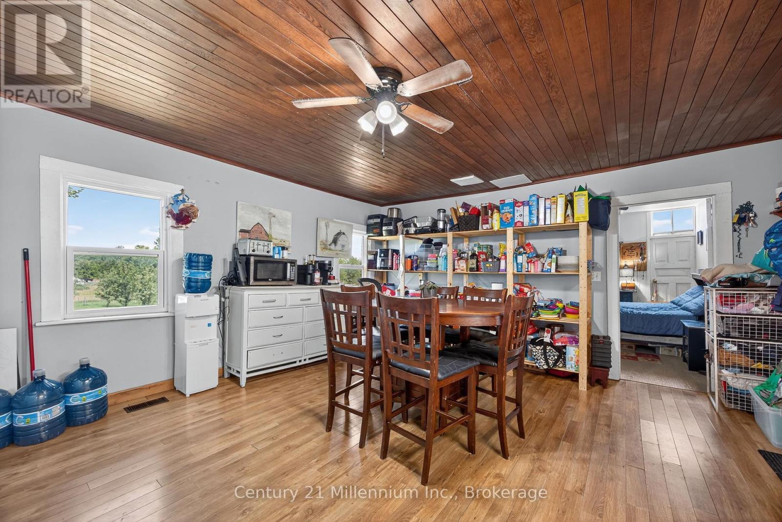 1617 42 County Road, Clearview, ON