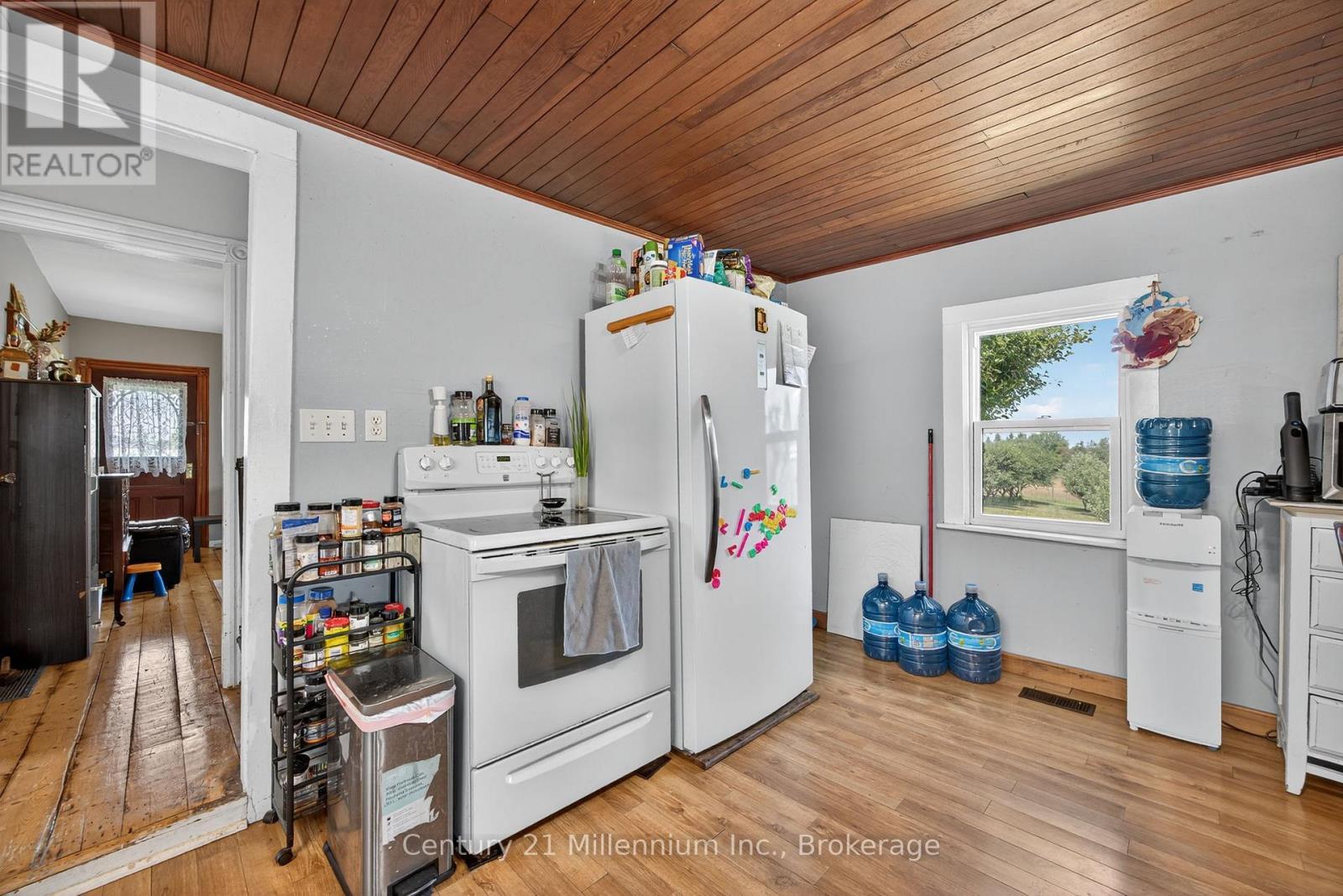 1617 42 County Road, Clearview, ON