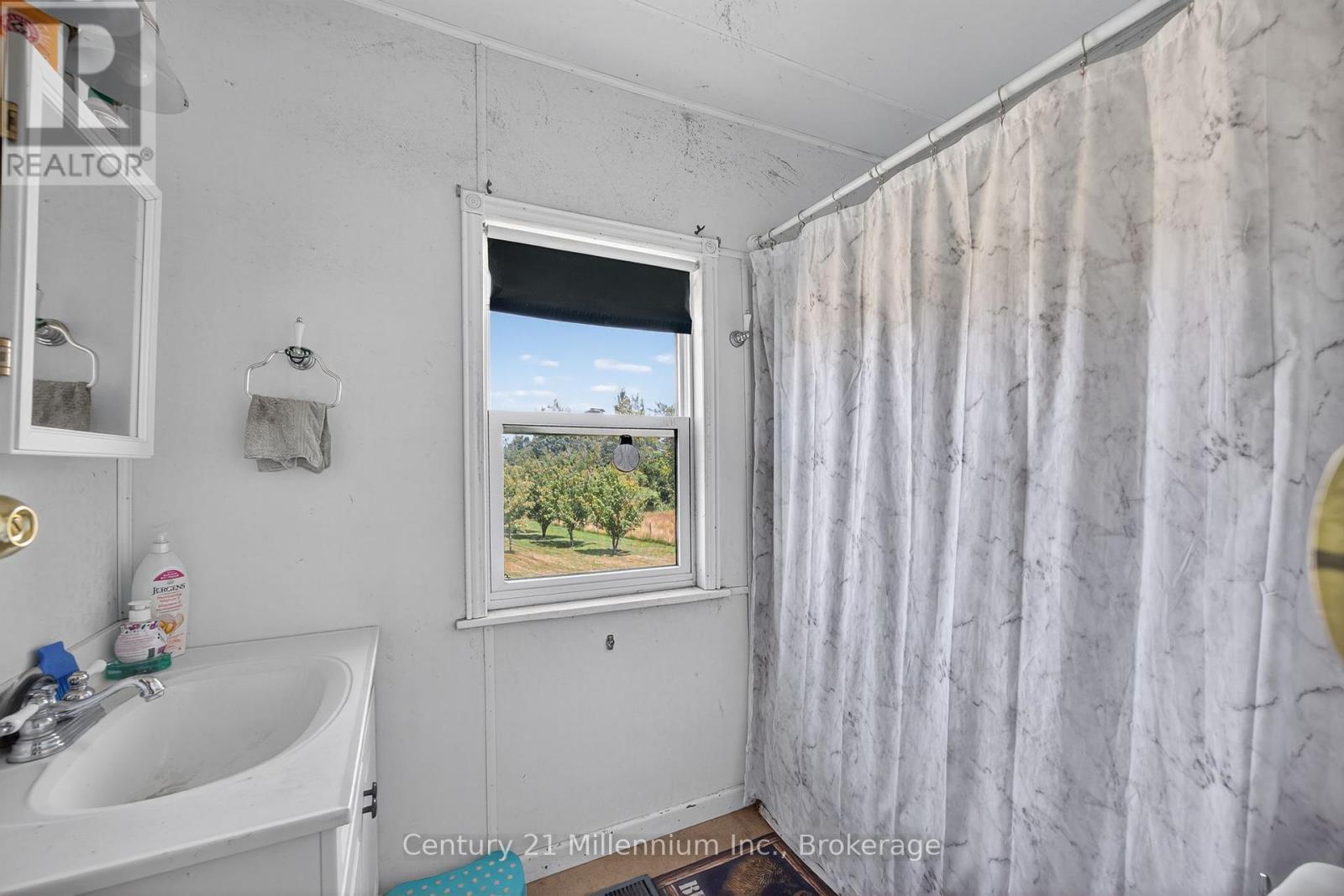 1617 42 County Road, Clearview, ON