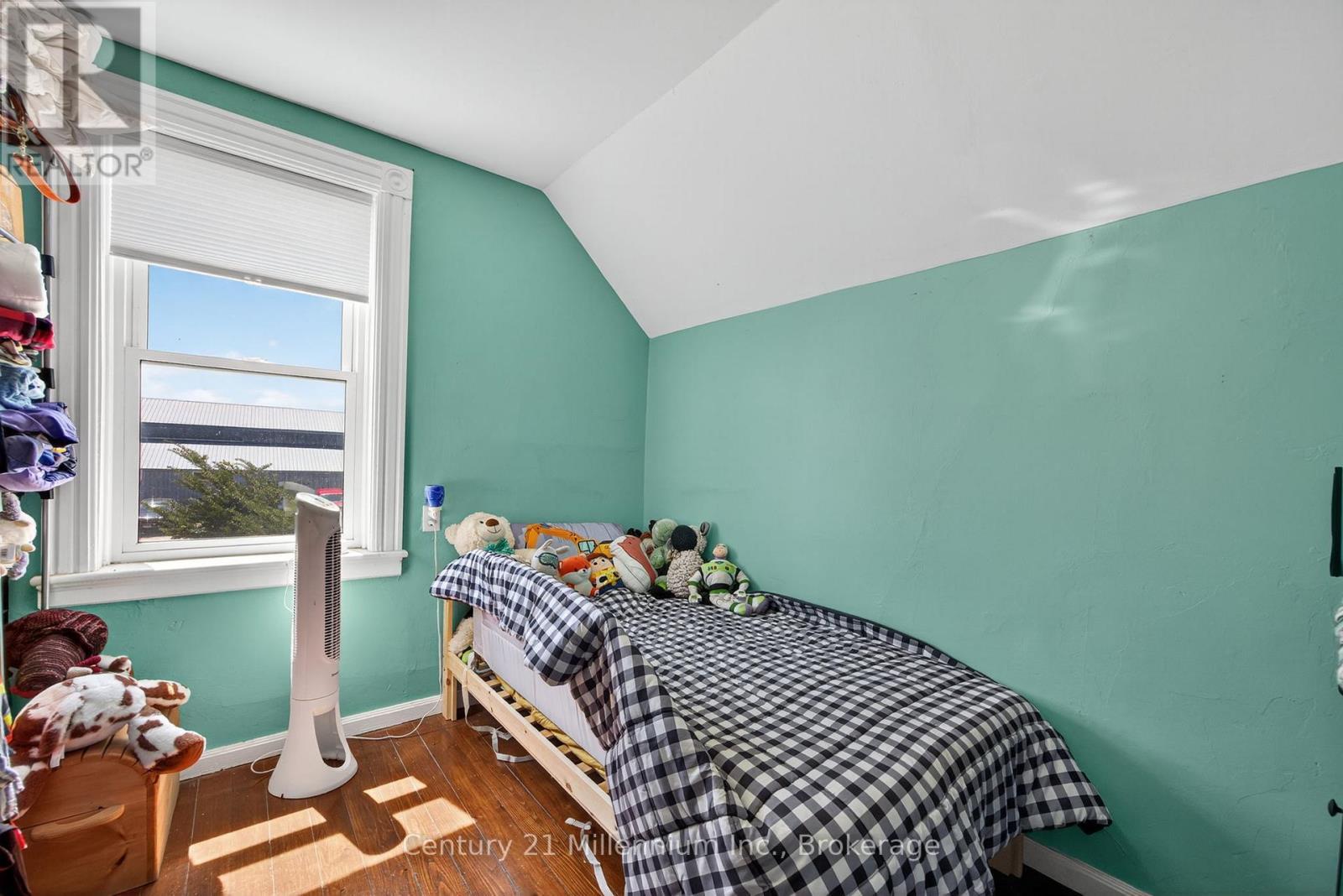 1617 42 County Road, Clearview, ON