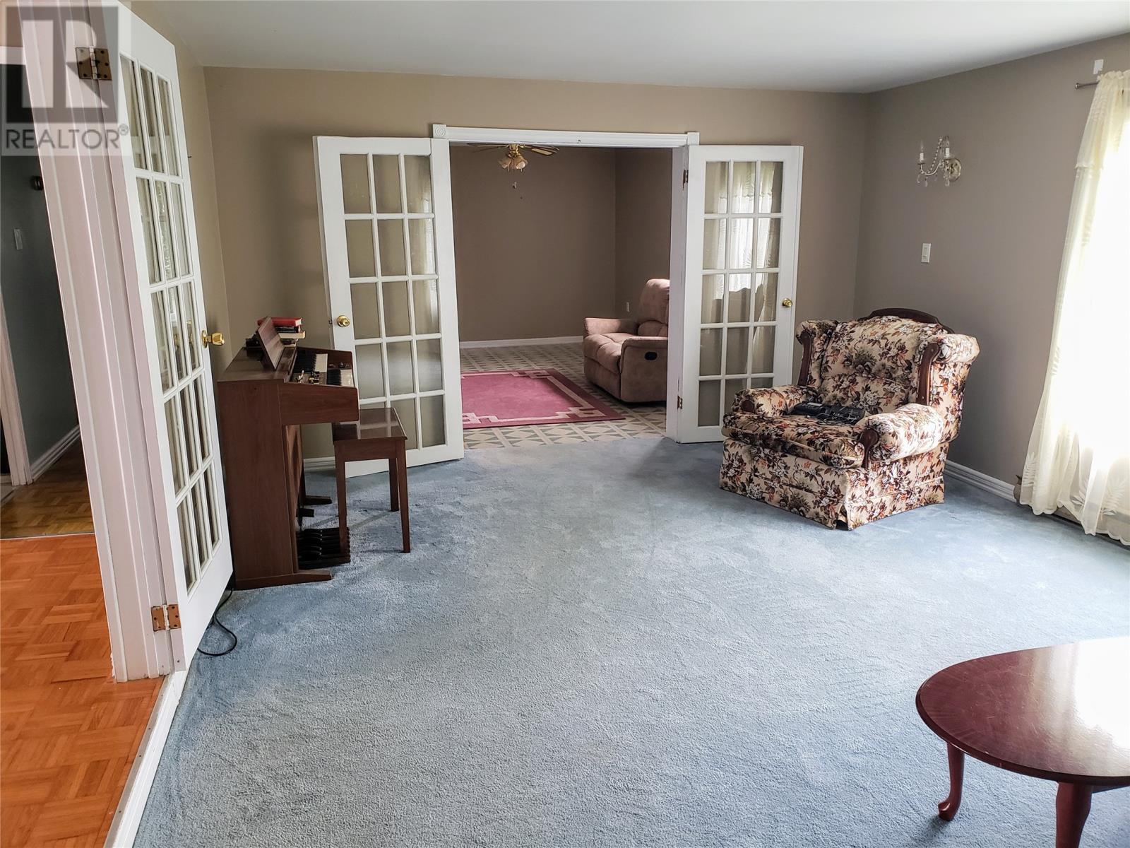 146 Main Street, Newtown, NL - Indoor Photo Showing Other Room