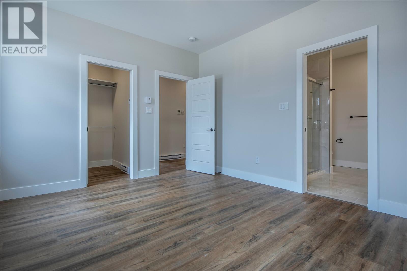 24 Colorado Street, Paradise, NL - Indoor Photo Showing Other Room