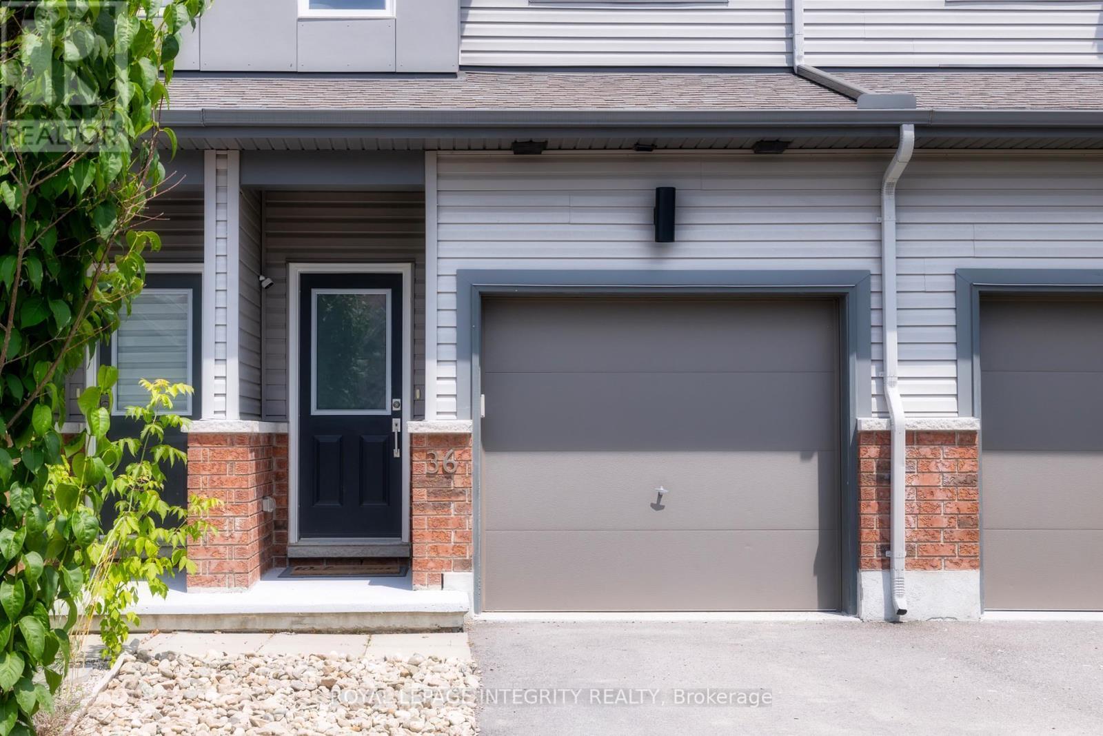 36 Mona Mcbride Drive, Arnprior, ON - Outdoor