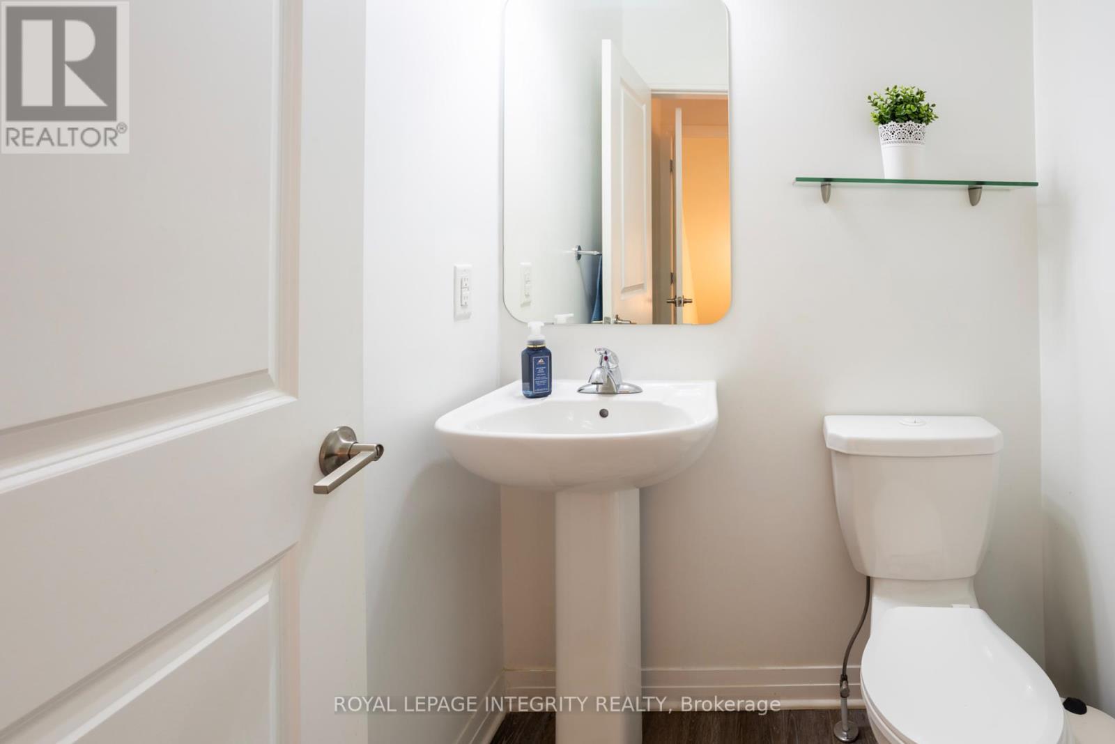 36 Mona Mcbride Drive, Arnprior, ON - Indoor Photo Showing Bathroom