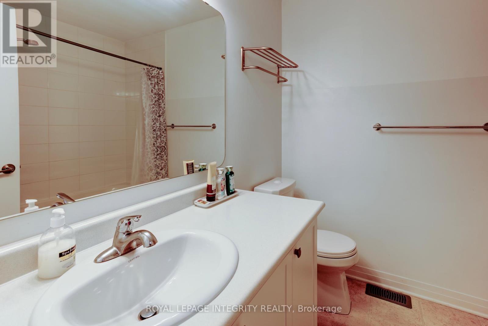 36 Mona Mcbride Drive, Arnprior, ON - Indoor Photo Showing Bathroom