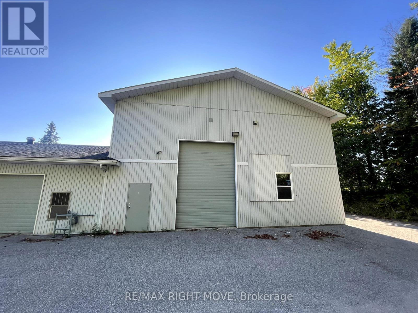 4 - 4337 Burnside Line, Severn, ON