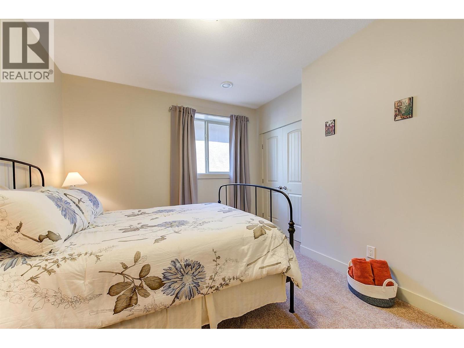 2191 Salerno Court, Kelowna, BC - Indoor Photo Showing Bedroom