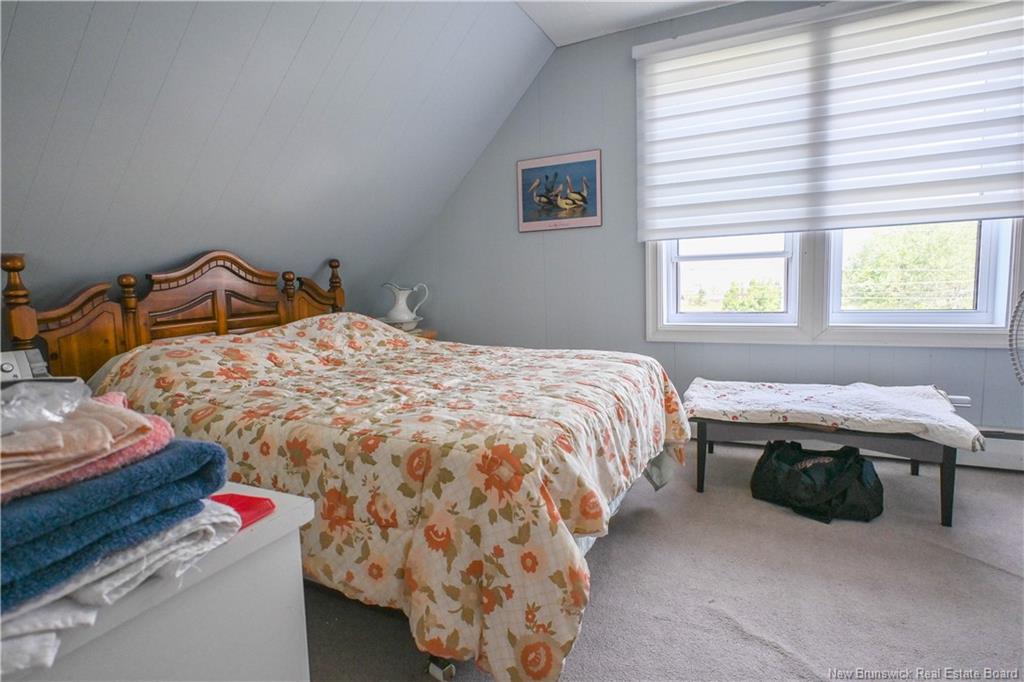 7934 Rue Saint-Paul St, Bas-Caraquet, NB