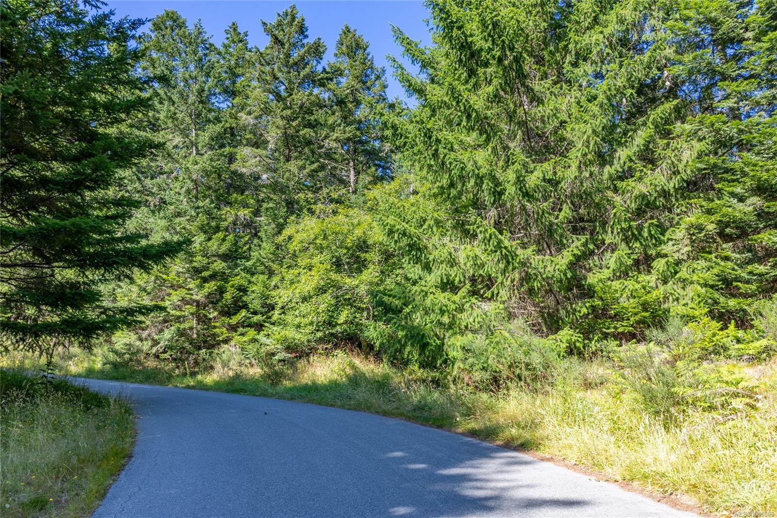 9904 Castle Rd, Pender Island, BC