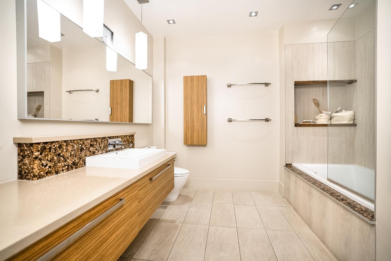 Salle de bains - 415-2610 Av. Bennett, Montréal (Mercier/Hochelaga-Maisonneuve), QC - Indoor Photo Showing Bathroom