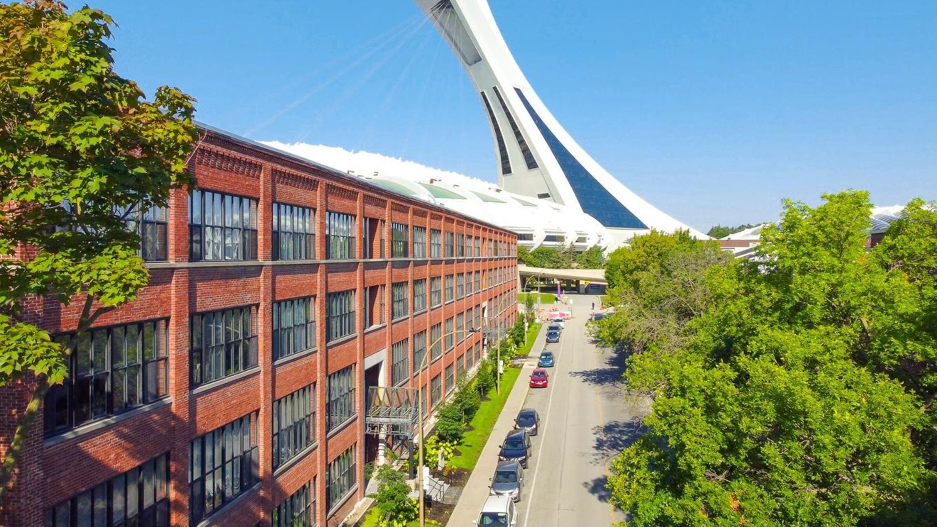 Photo aérienne - 415-2610 Av. Bennett, Montréal (Mercier/Hochelaga-Maisonneuve), QC - Outdoor