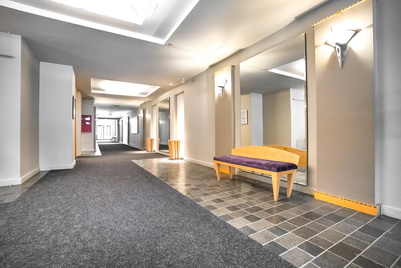 Entrée extérieure - 415-2610 Av. Bennett, Montréal (Mercier/Hochelaga-Maisonneuve), QC - Indoor Photo Showing Other Room