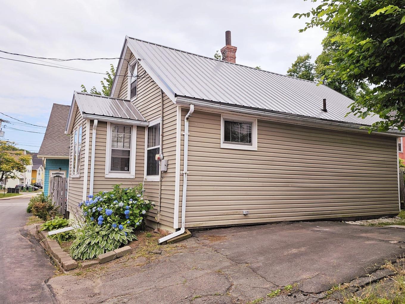 229 Cumberland Street, Charlottetown, PE