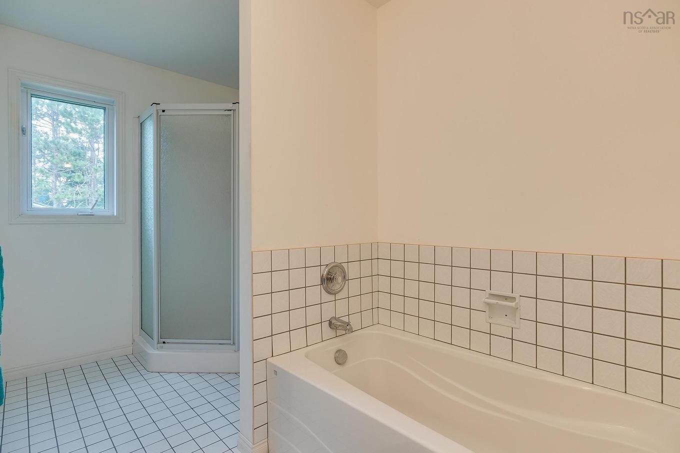 37 Orchard Heights, Maders Cove, NS