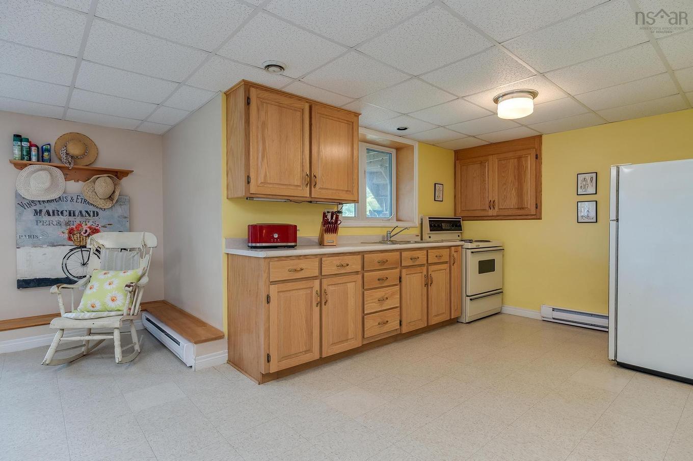 37 Orchard Heights, Maders Cove, NS