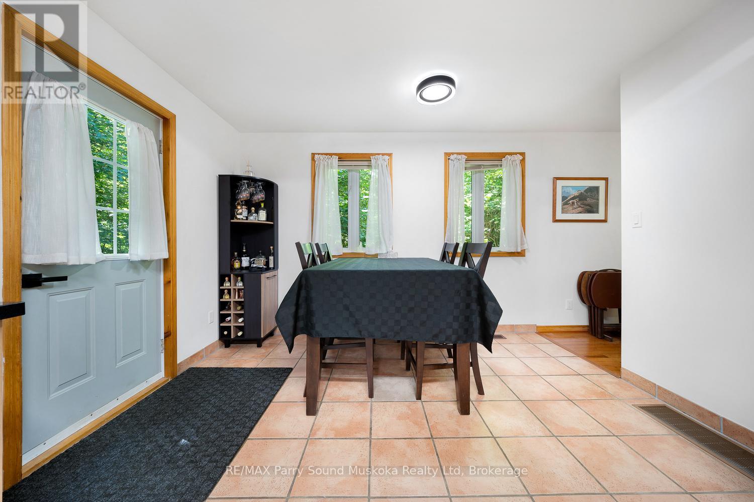 113 Bayview Drive, Carling, ON - Indoor Photo Showing Other Room