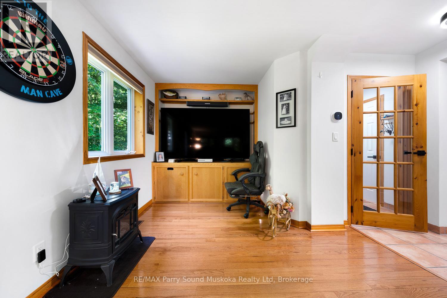 113 Bayview Drive, Carling, ON - Indoor Photo Showing Other Room