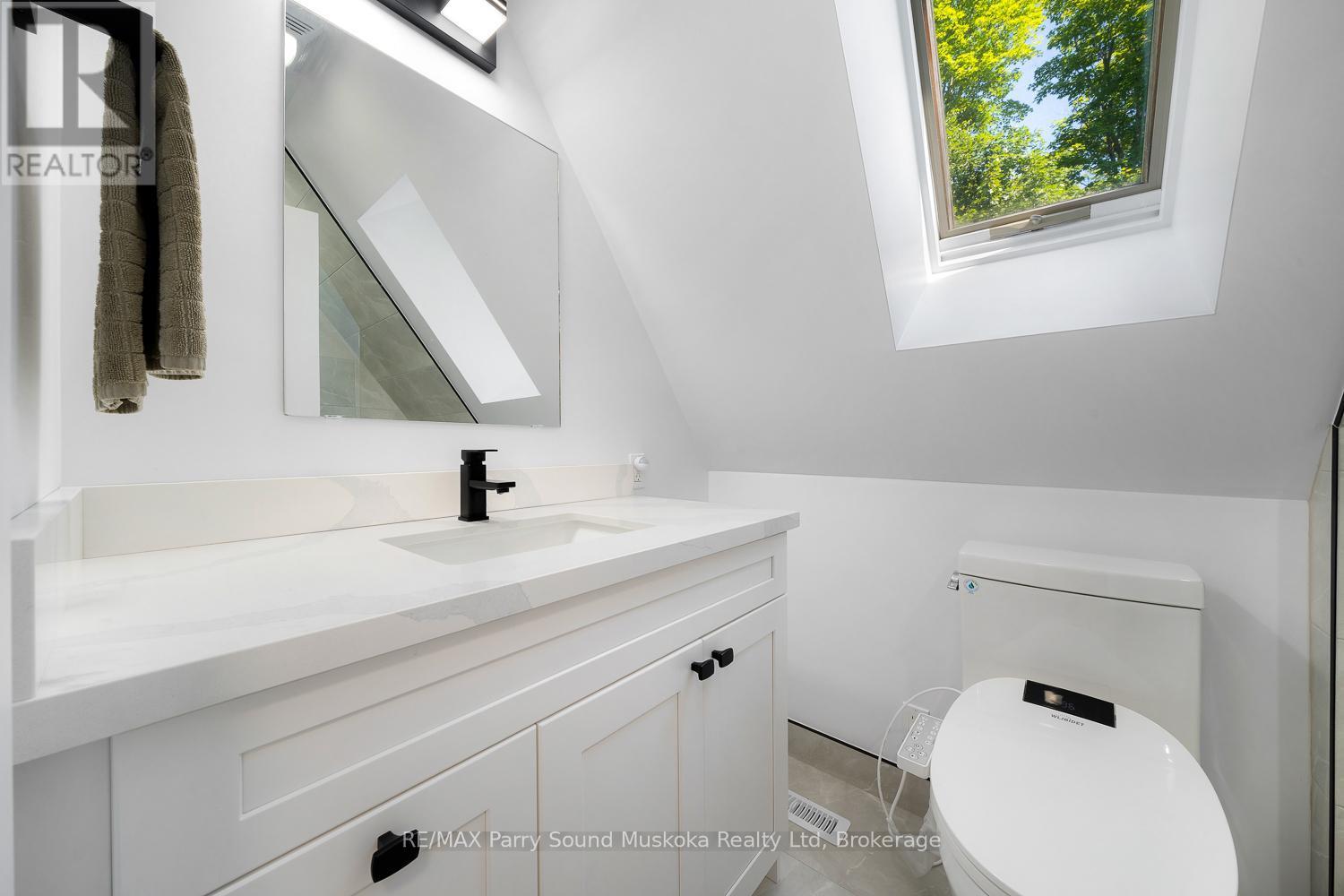 113 Bayview Drive, Carling, ON - Indoor Photo Showing Bathroom