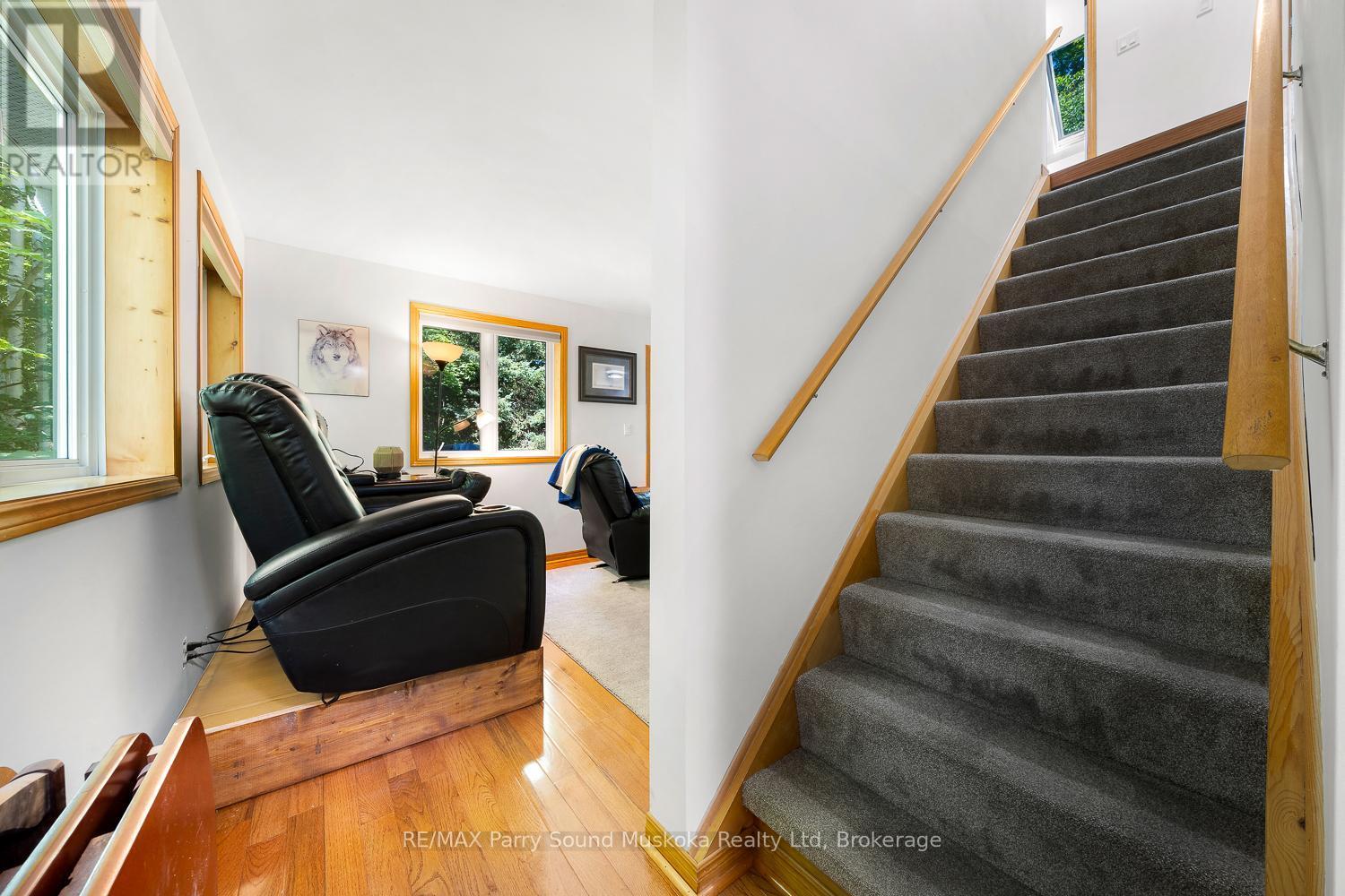 113 Bayview Drive, Carling, ON - Indoor Photo Showing Other Room