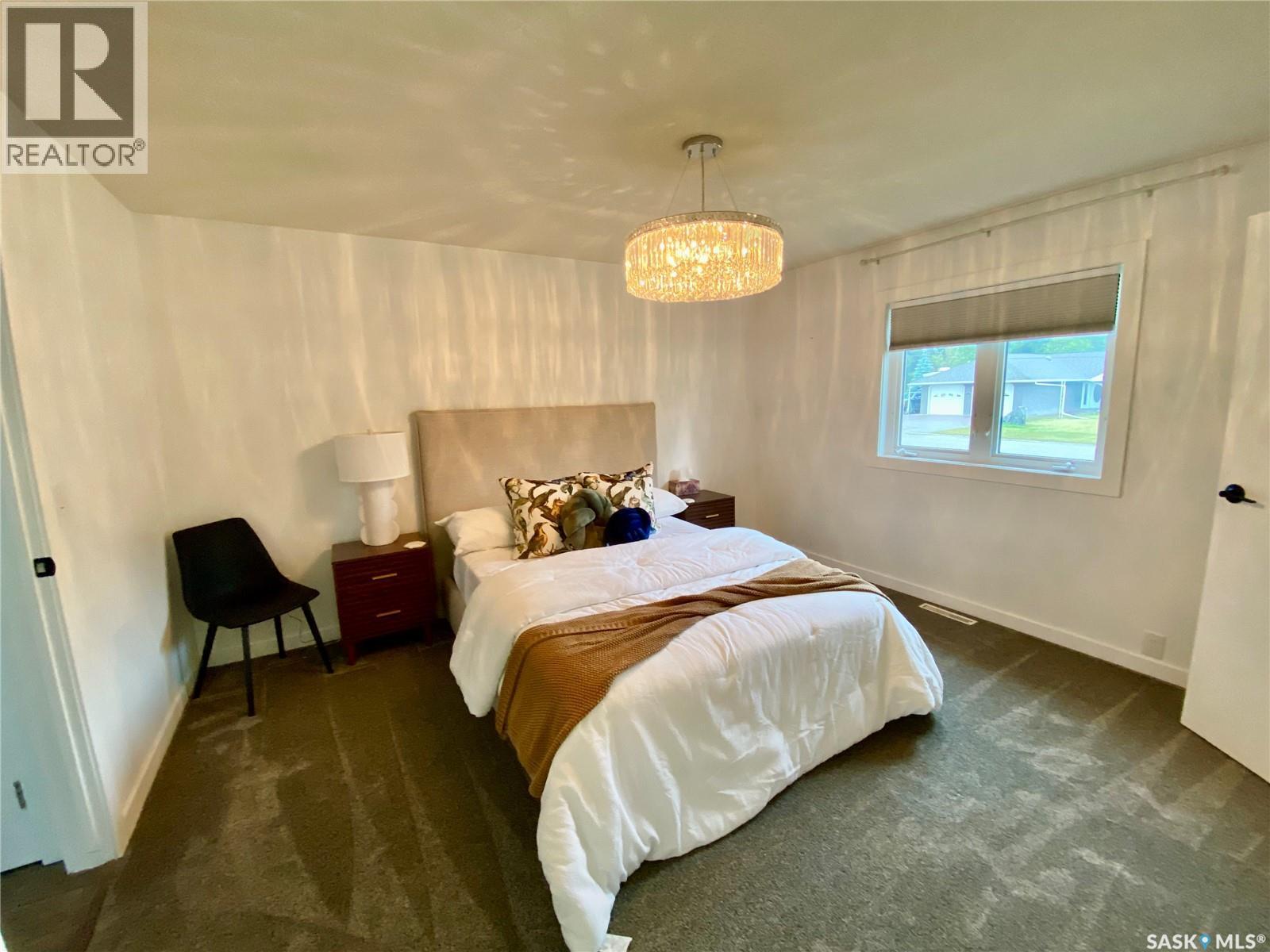 837 Prospect Avenue, Oxbow, SK - Indoor Photo Showing Bedroom