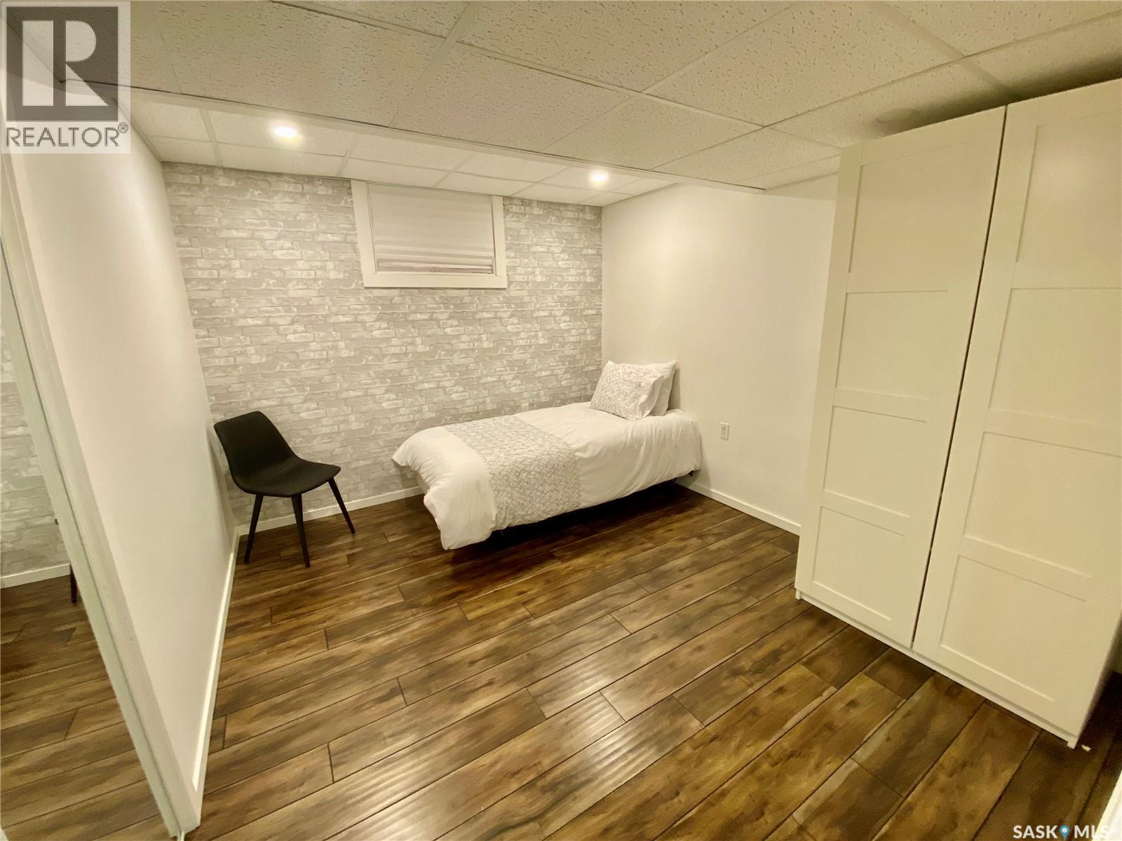 837 Prospect Avenue, Oxbow, SK - Indoor