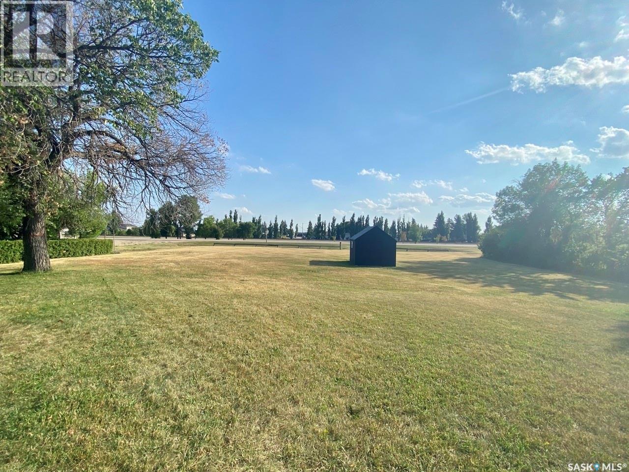 837 Prospect Avenue, Oxbow, SK - Outdoor With View