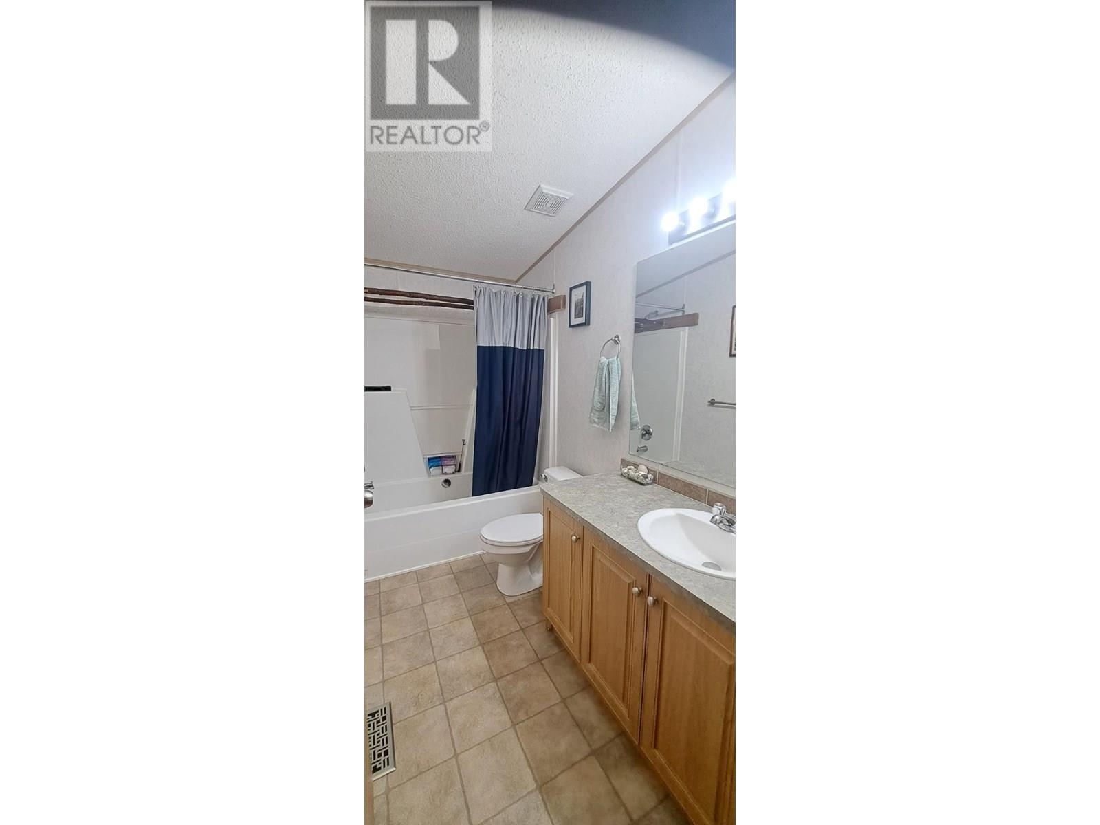 6191 Chimdemash Frontage Road, Terrace, BC - Indoor Photo Showing Bathroom