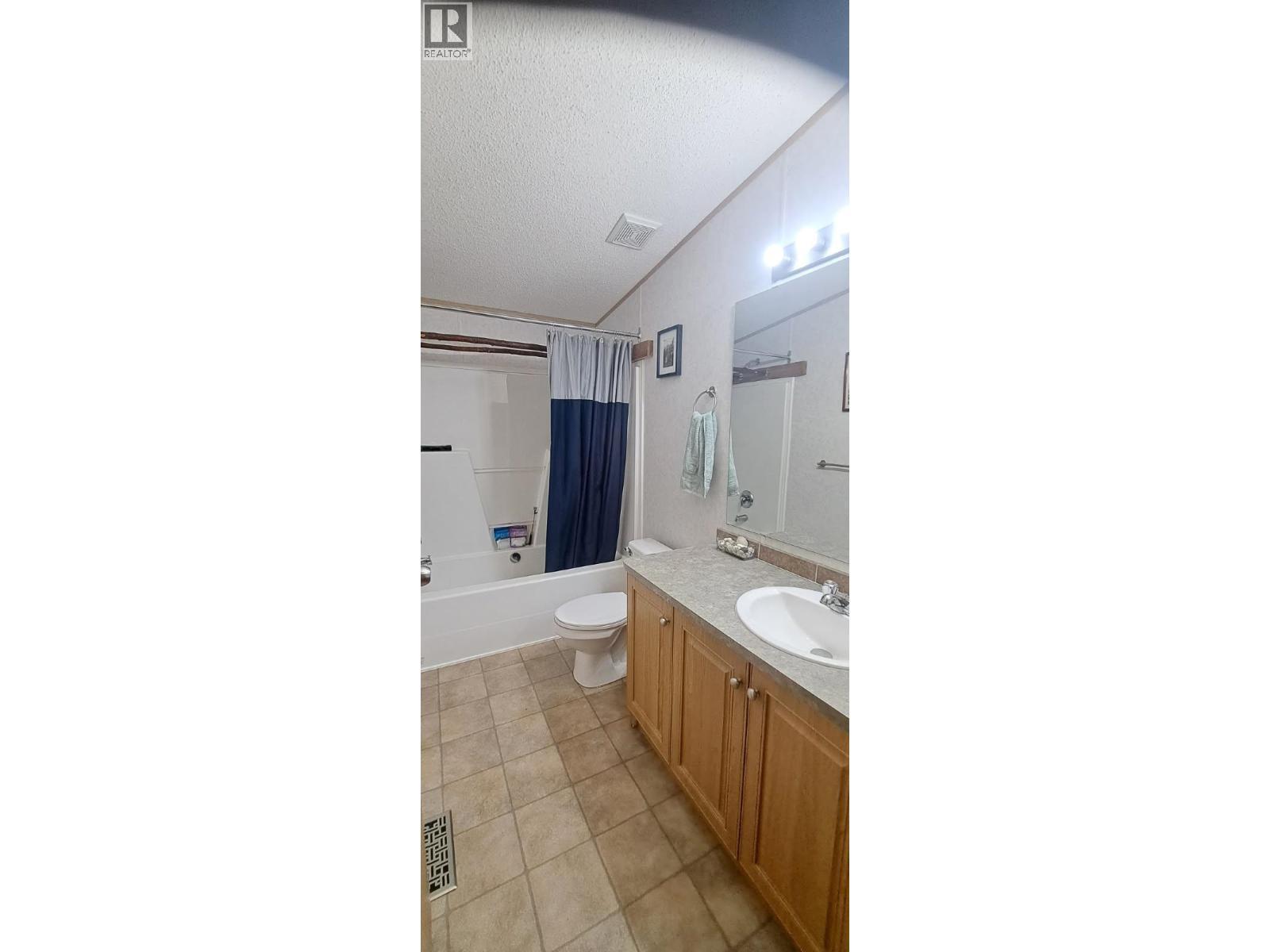6191 Chimdemash Frontage Road, Terrace, BC - Indoor Photo Showing Bathroom