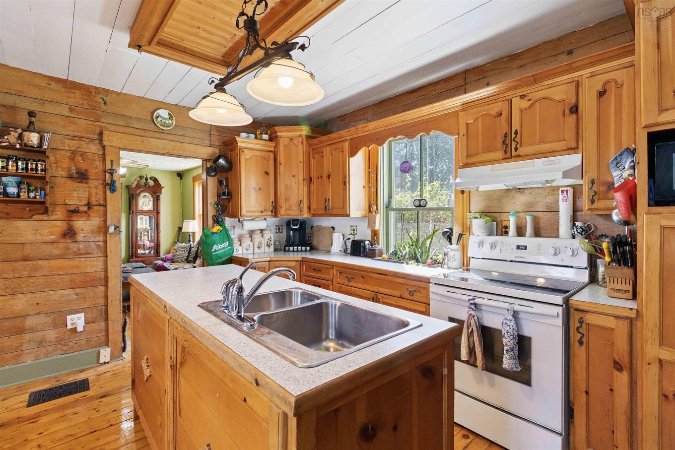 22 Hogg Lane, Sheet Harbour, NS