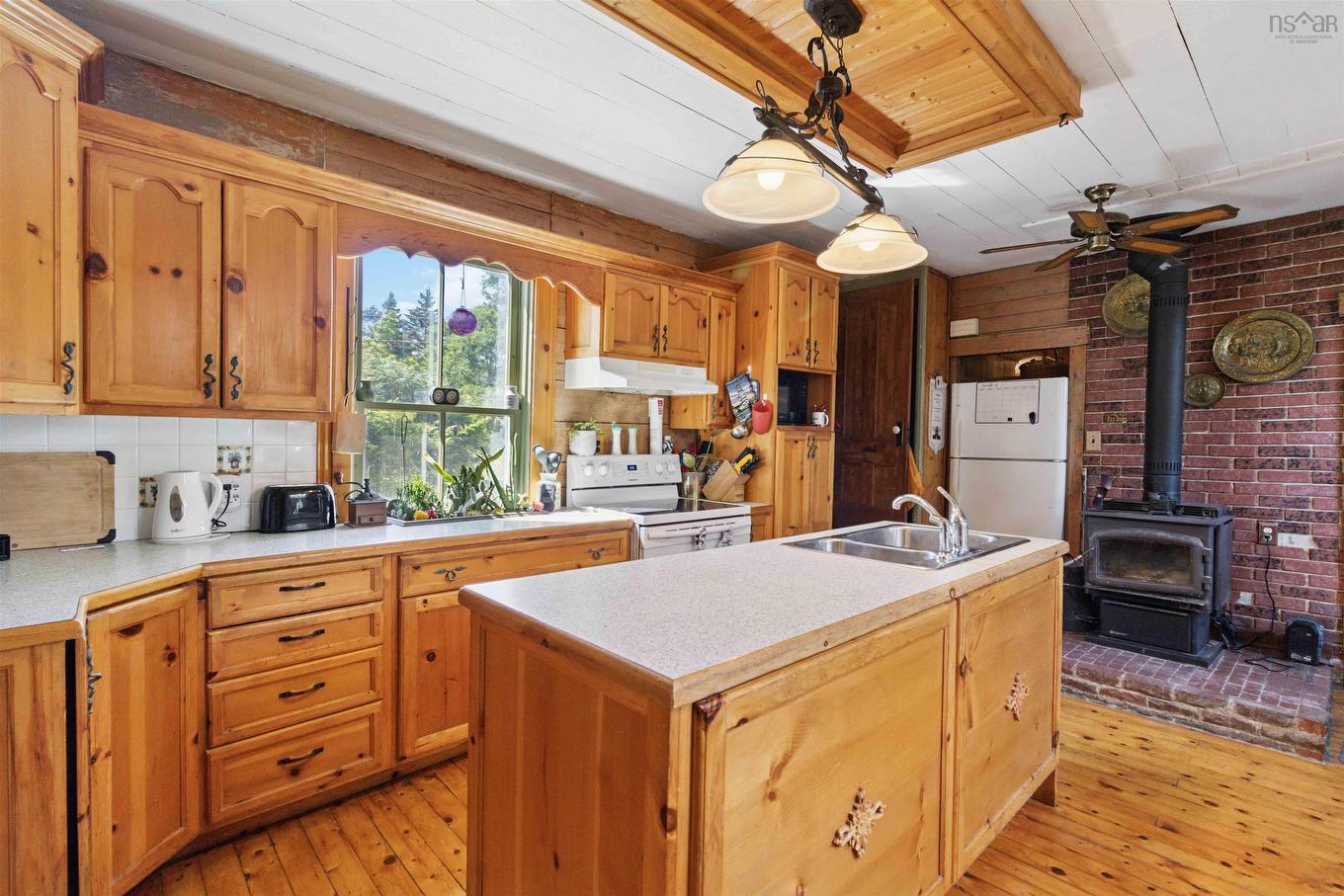 22 Hogg Lane, Sheet Harbour, NS