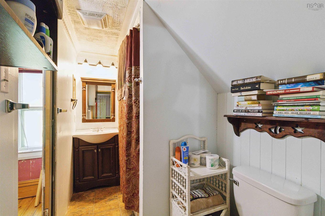 22 Hogg Lane, Sheet Harbour, NS