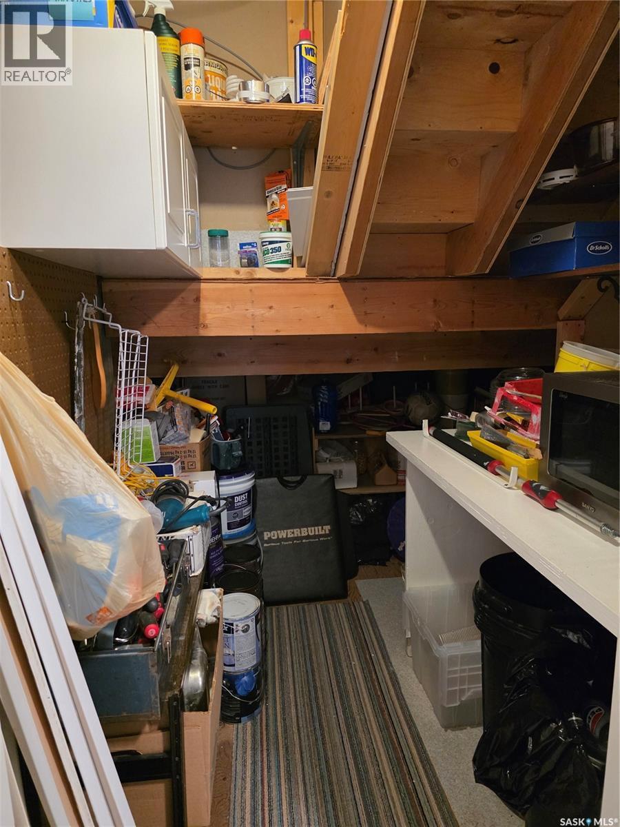 504 Mistusinne Crescent, Mistusinne, SK - Indoor Photo Showing Other Room