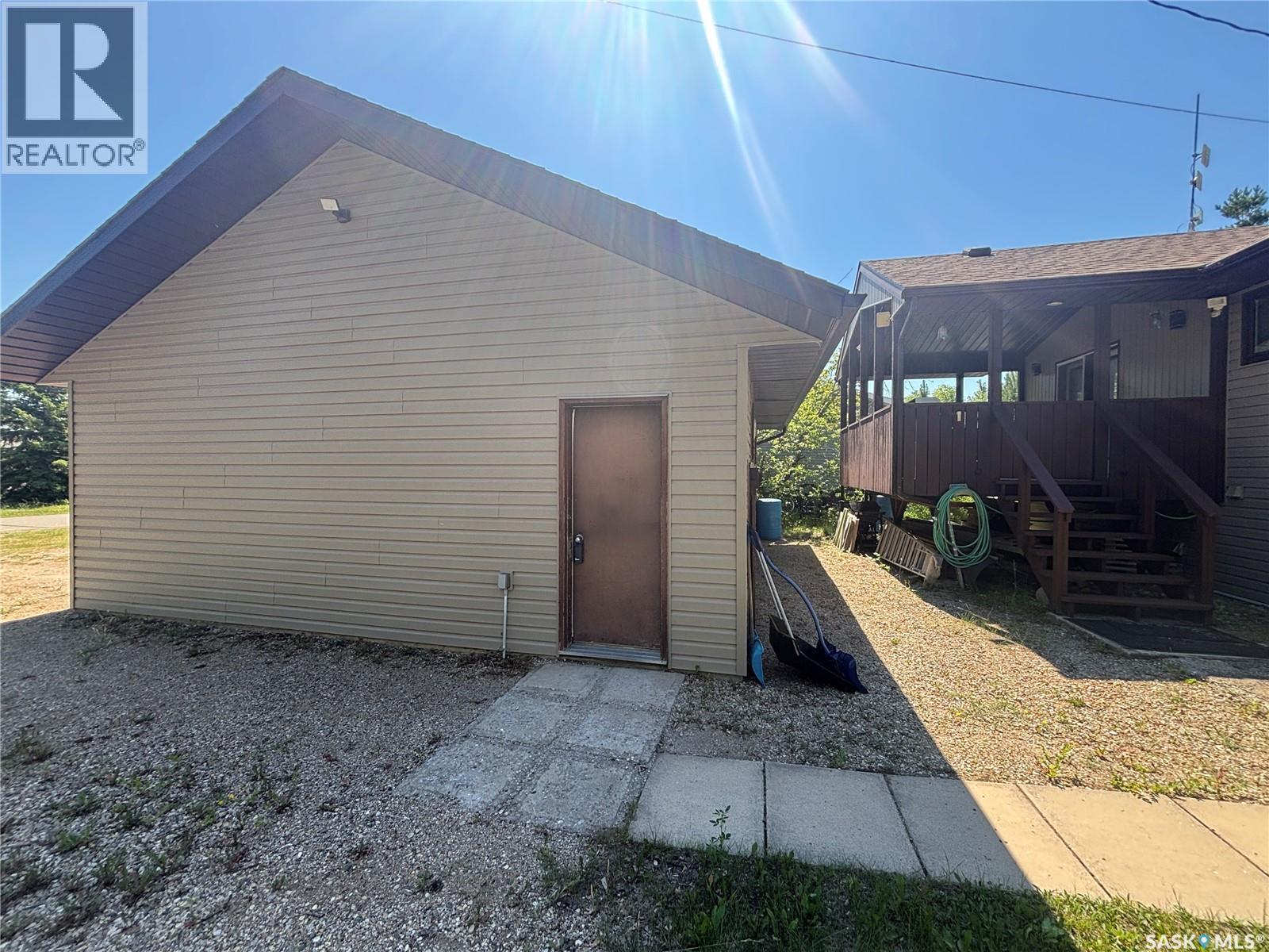504 Mistusinne Crescent, Mistusinne, SK - Outdoor