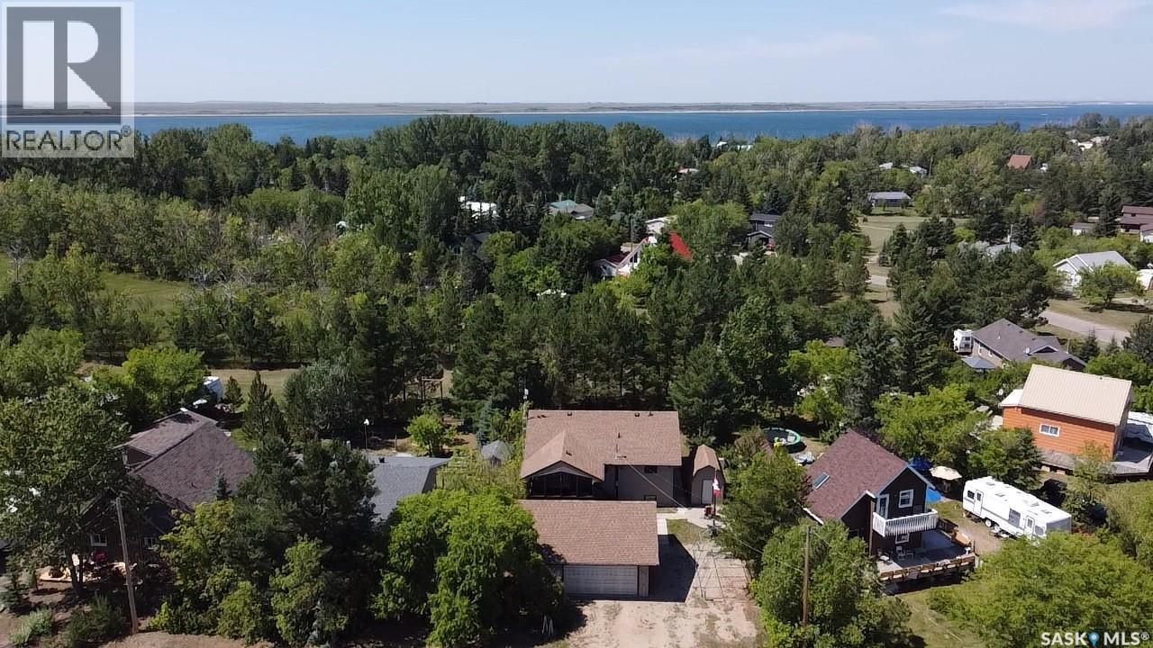 504 Mistusinne Crescent, Mistusinne, SK - Outdoor With Body Of Water With View