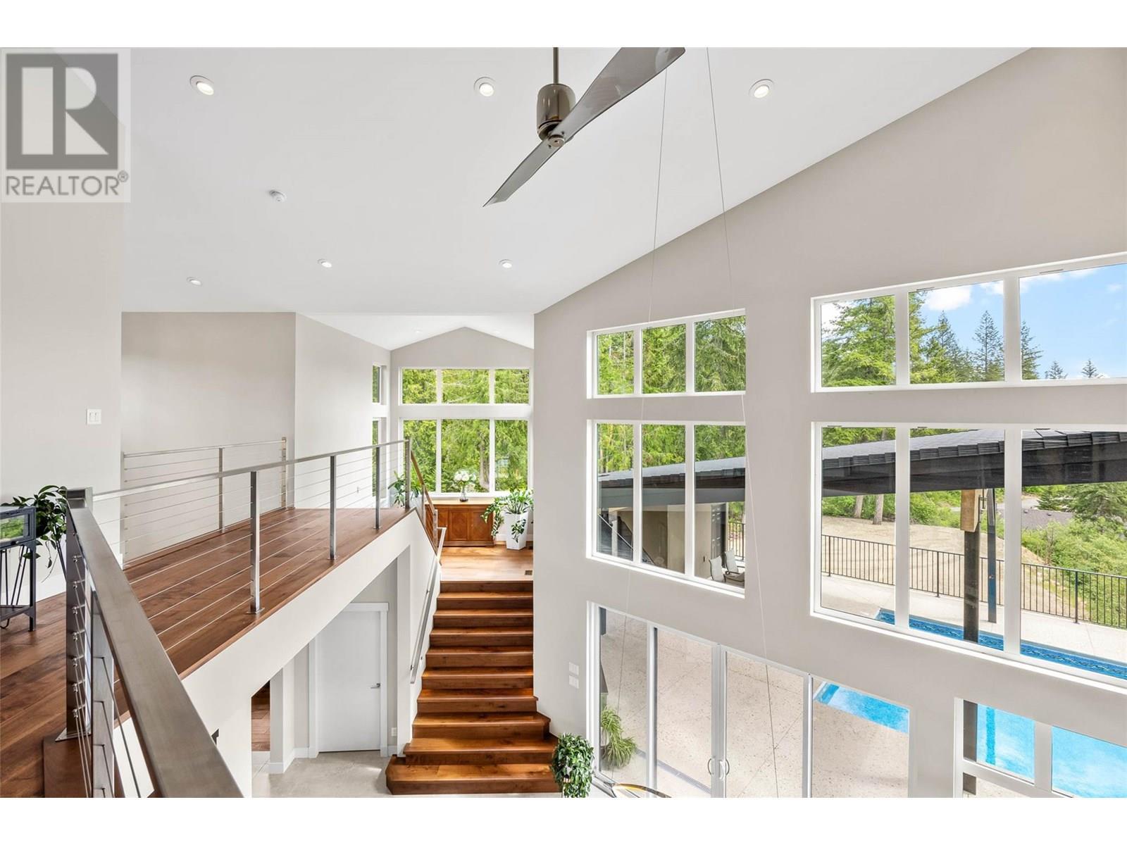 3655 Mcbride Road, Blind Bay, BC - Indoor Photo Showing Other Room