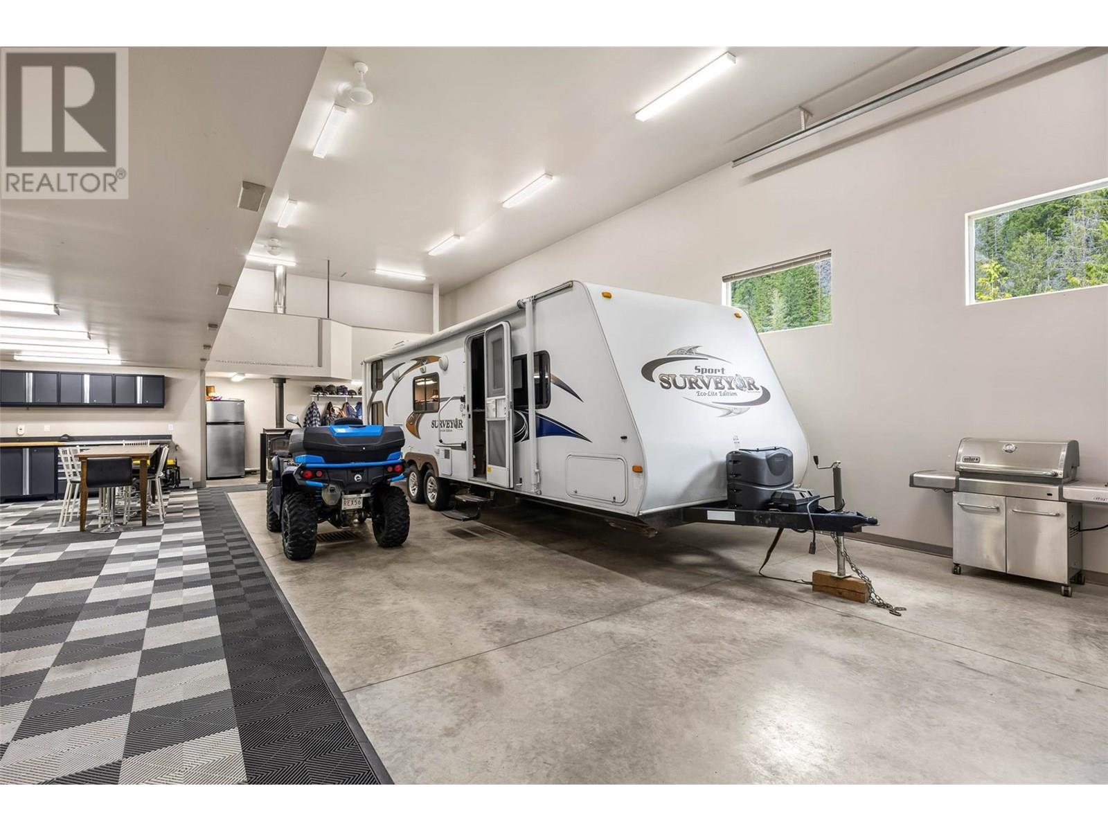 3655 Mcbride Road, Blind Bay, BC - Indoor Photo Showing Garage