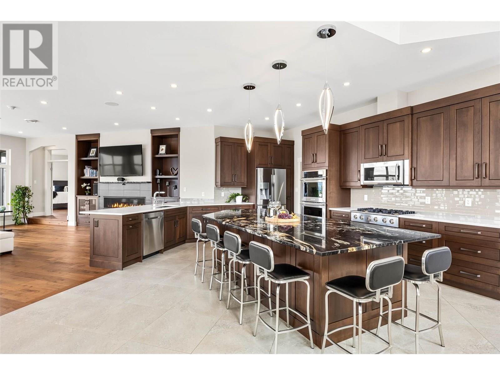 3655 Mcbride Road, Blind Bay, BC - Indoor Photo Showing Kitchen With Upgraded Kitchen