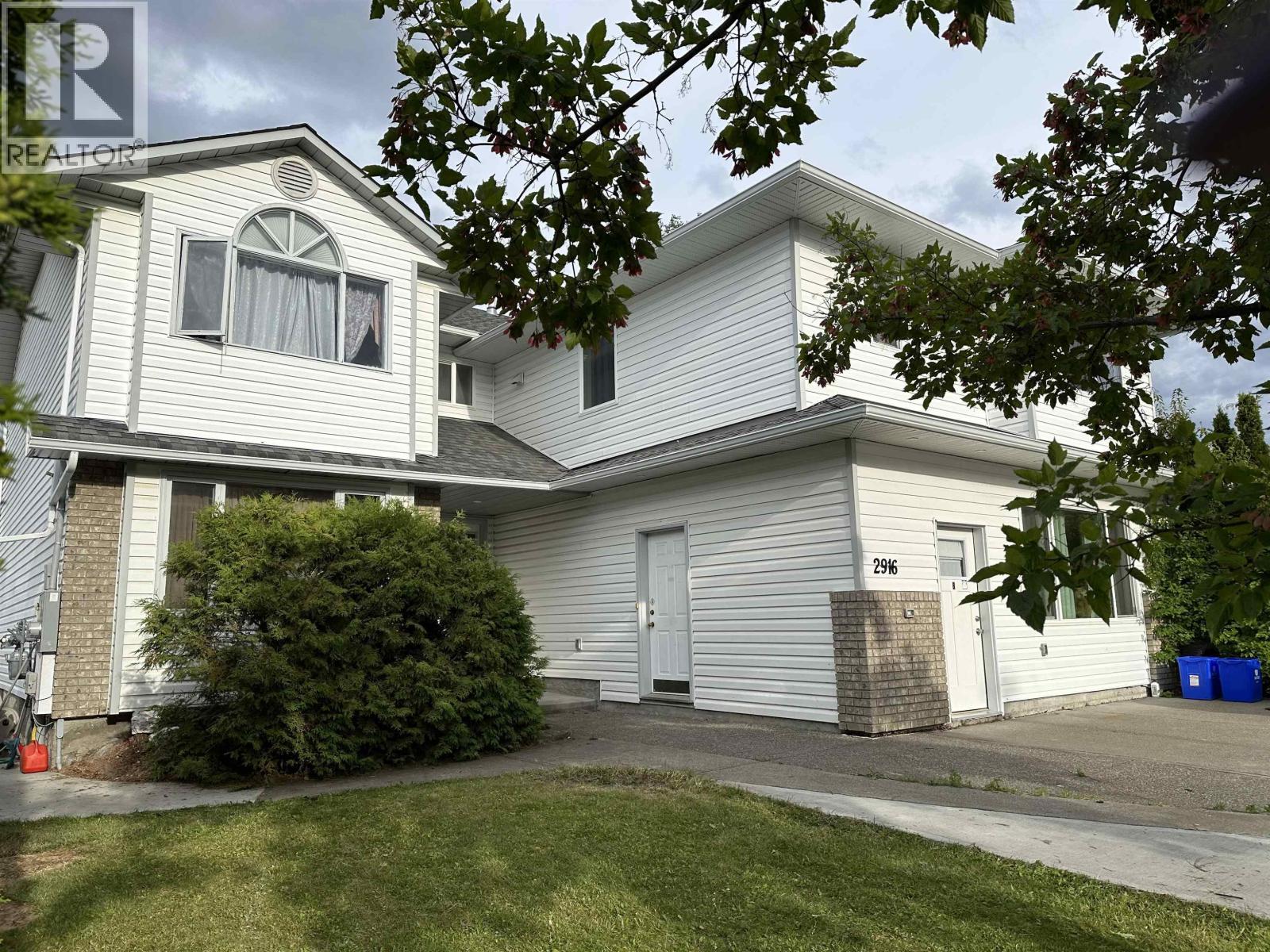 2916 Wayne Street, Prince George, BC - Outdoor