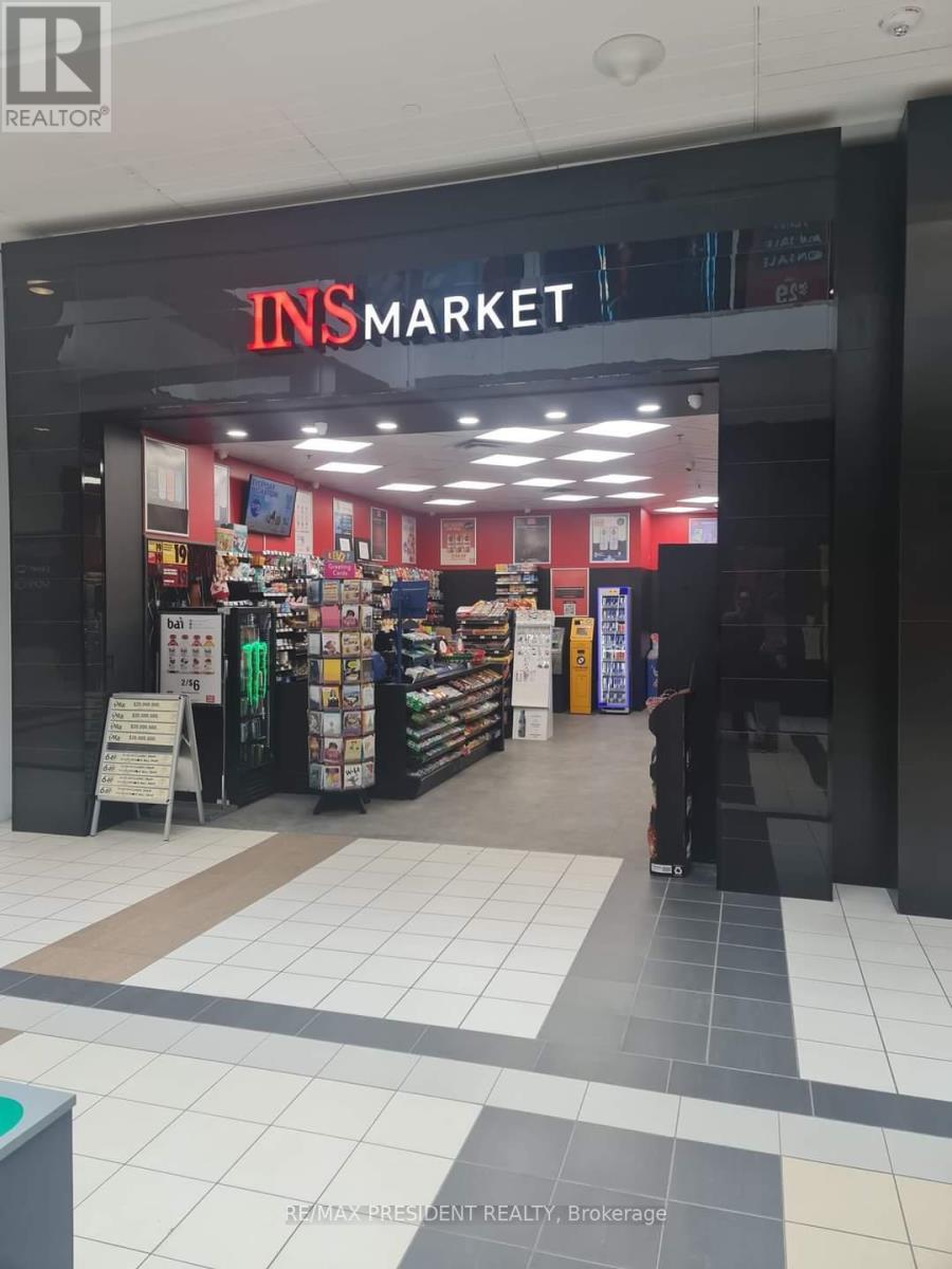 17600 Yonge Street, Newmarket, ON