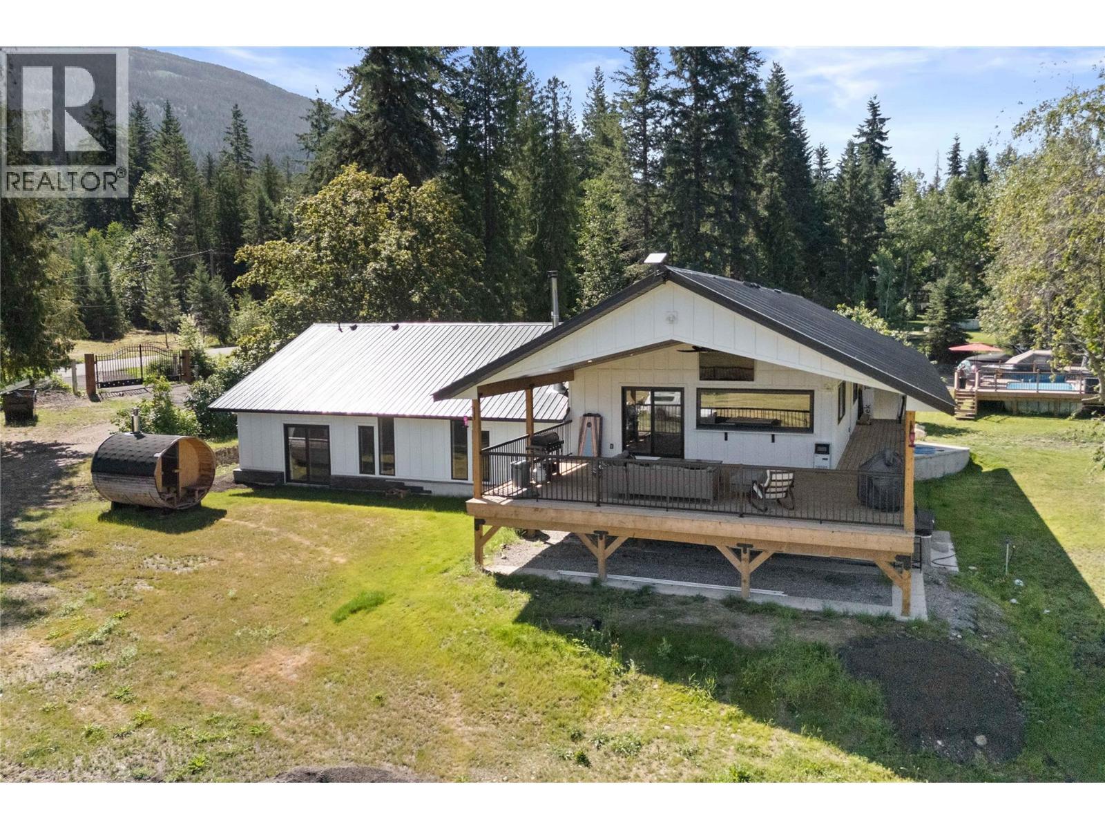 22 Parsons Road, Mara, BC - Outdoor With Deck Patio Veranda