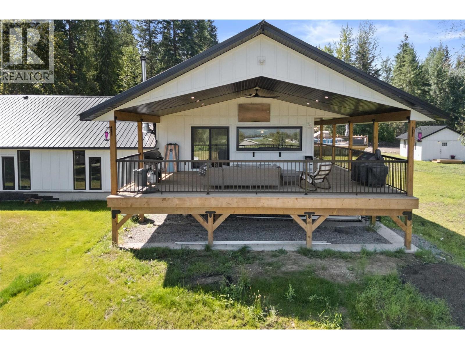 22 Parsons Road, Mara, BC - Outdoor With Deck Patio Veranda
