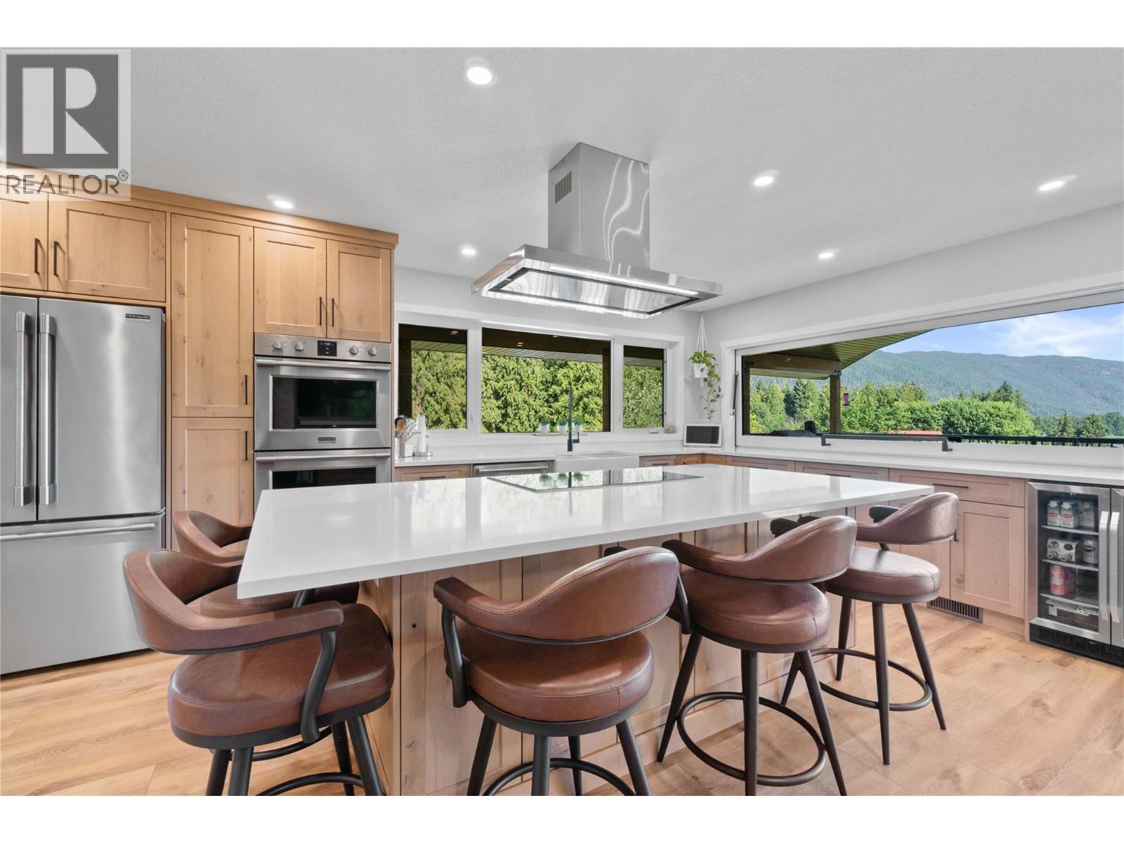 22 Parsons Road, Mara, BC - Indoor Photo Showing Kitchen With Stainless Steel Kitchen