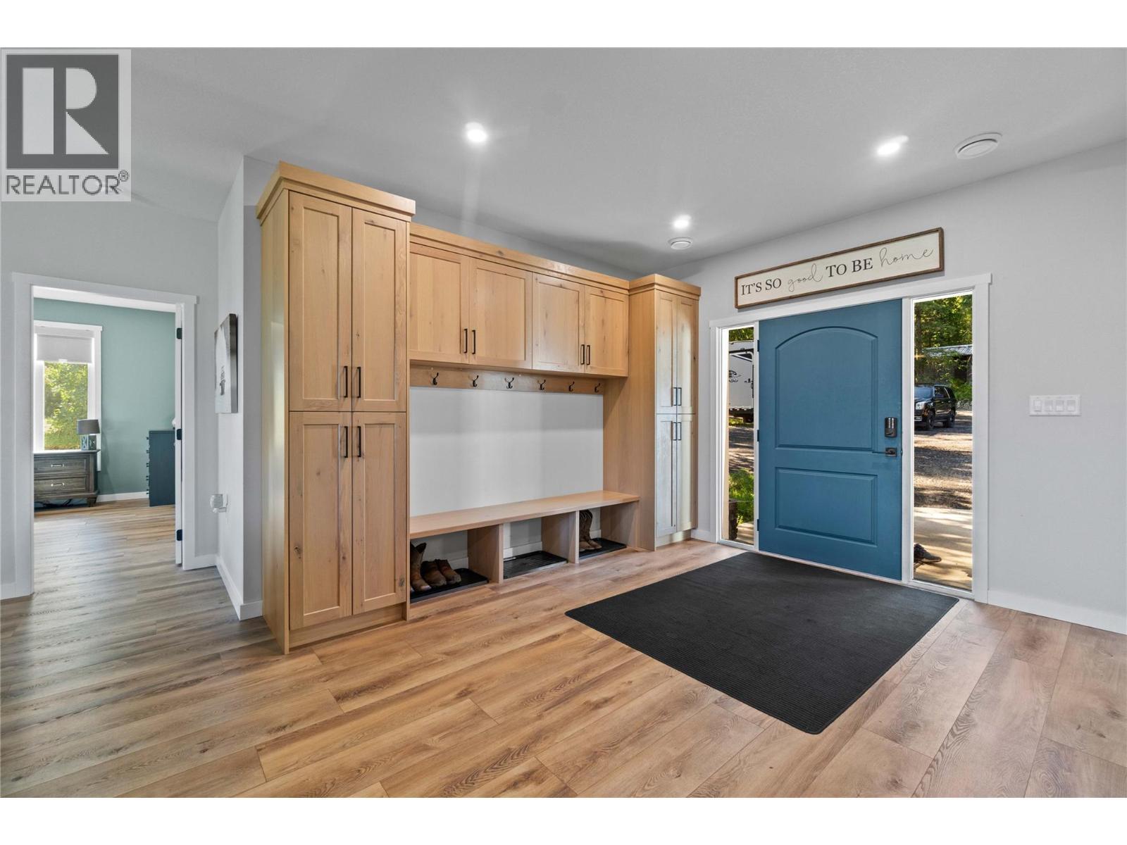 Main Entrance - 22 Parsons Road, Mara, BC - Indoor Photo Showing Other Room