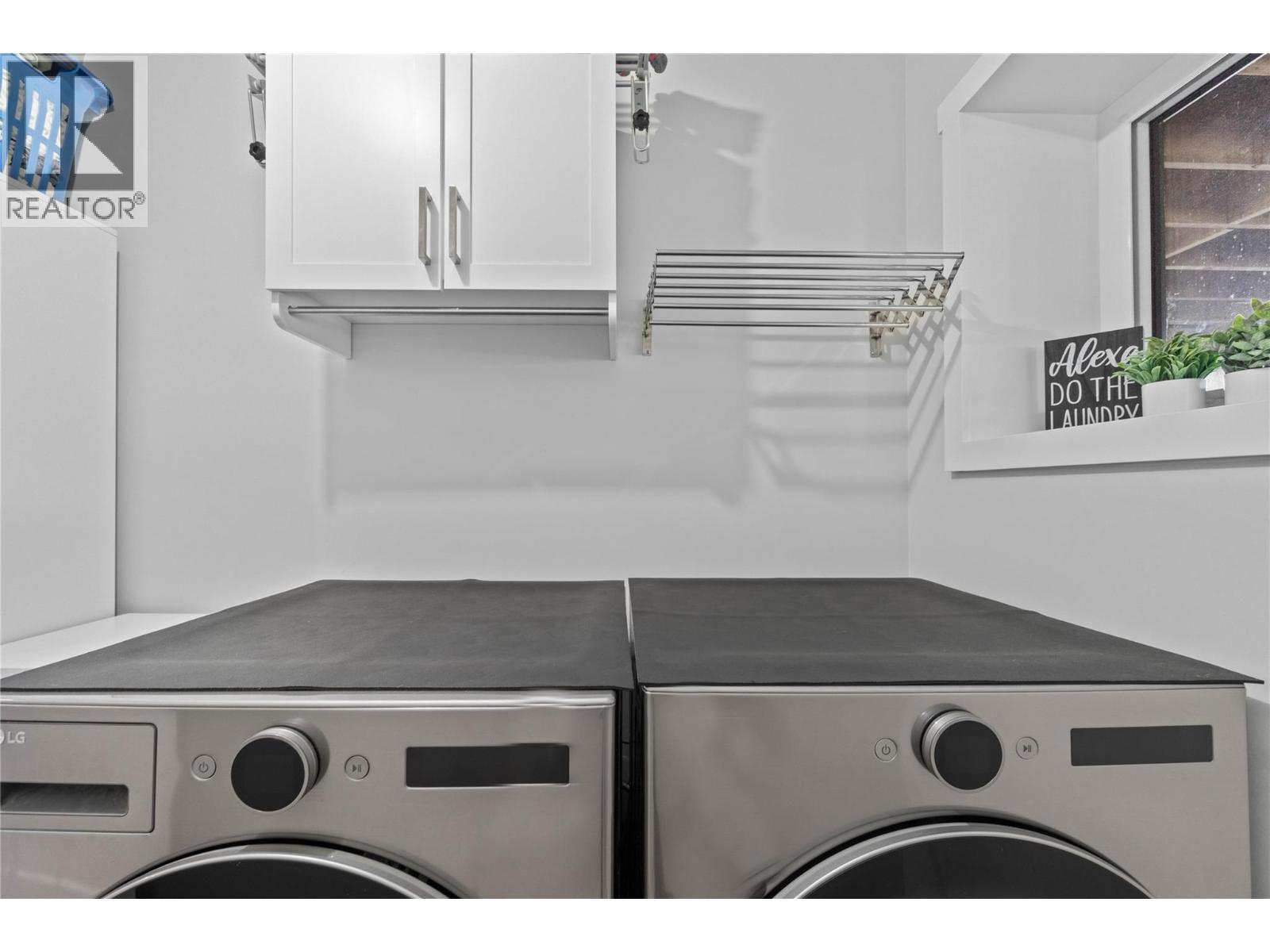 22 Parsons Road, Mara, BC - Indoor Photo Showing Laundry Room