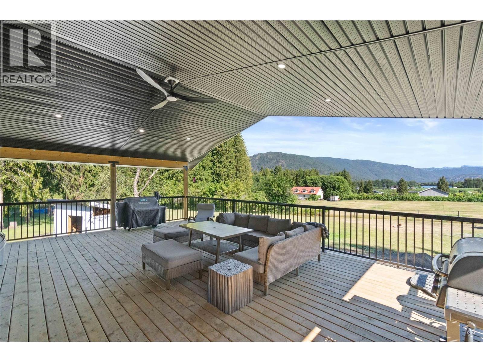 22 Parsons Road, Mara, BC - Outdoor With Deck Patio Veranda With Exterior